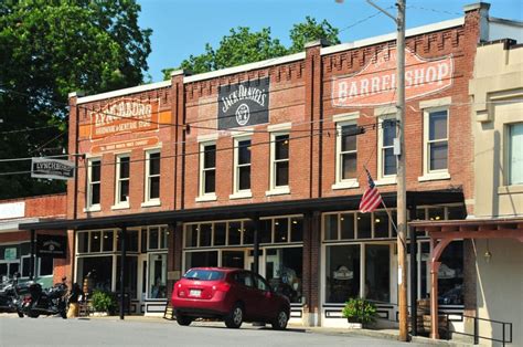 Downtown Lynchburg, TN | Places to go, Travel usa, Places around the world