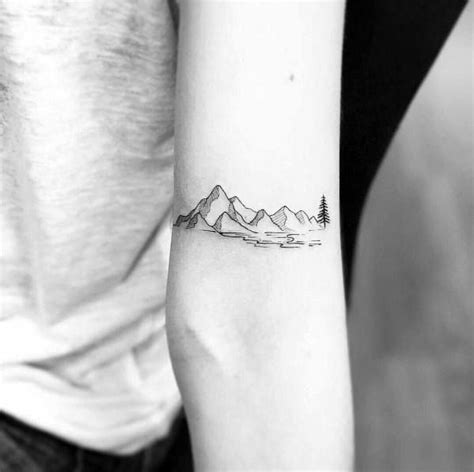 47 Minimalist Mountain Tattoo Ideas for Men | Minimalist tattoo, Trendy tattoos, Tattoos for guys