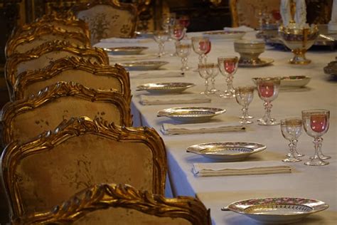 Table @ Dining room @ Royal Palace @ Turin | Guilhem Vellut | Flickr