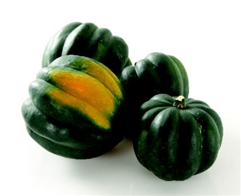 Golden Acorn Squash, 1 lb - Smith’s Food and Drug