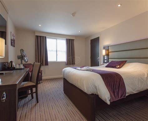 Premier Inn London Twickenham Stadium Hotel - Reviews, Photos & Price ...