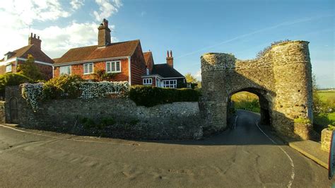 Tower Cottage & Strand Gate Winchelsea | House styles, Cottage, Mansions