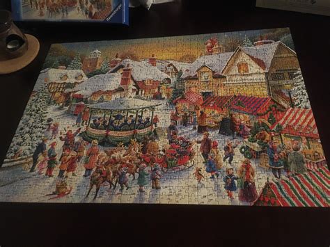 A Christmas Market Ravenburger puzzle 🧩 1000 pieces : r/Jigsawpuzzles