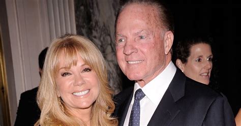 How Frank Gifford proposed: Kathie Lee recalls moment in ring size debate