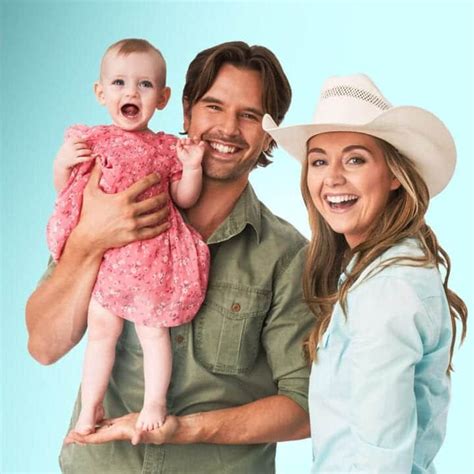 Heartland Cast Amber Marshall And Graham Wardle - 2021