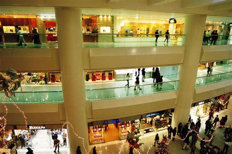Top 6 Hong Kong Shopping Malls