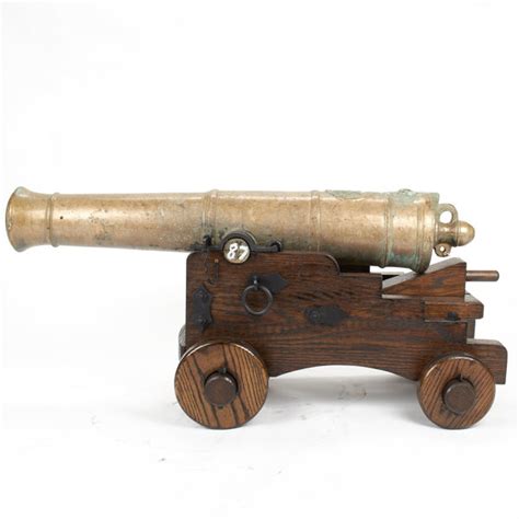 Original 18th Century 9-Pounder Demi Culverin Bronze Cannon with Oak N – International Military ...