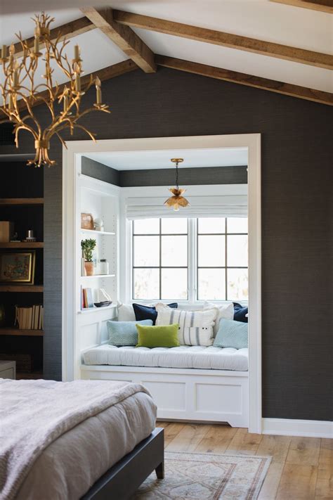 Mastery bedroom - reading nook / windowseat (With images) | Bedroom nook, Home decor bedroom ...