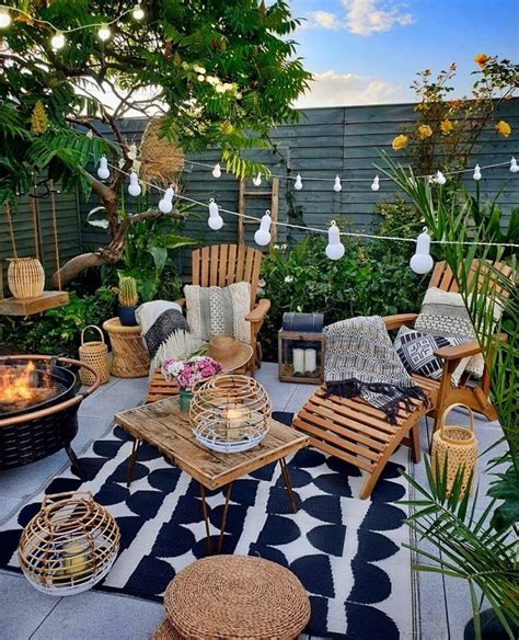 Decor | Travel | Love ♡’s Instagram post: “Backyard inspo by @sixat21 😍 ...