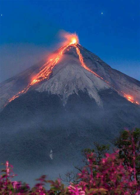 Volcán de Fuego, Guatemala | Guatemala travel, Nature photography, Scenery