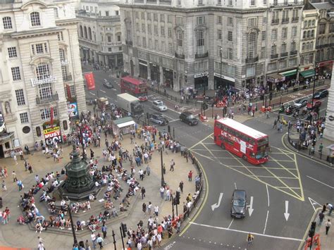 Piccadilly Circus | London sightseeing, Piccadilly circus, Uk sightseeing