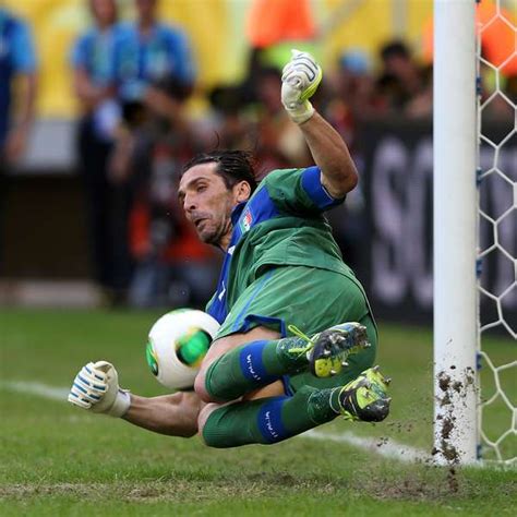 Buffon saves 3 penalties, Italy beats Uruguay for 3rd place