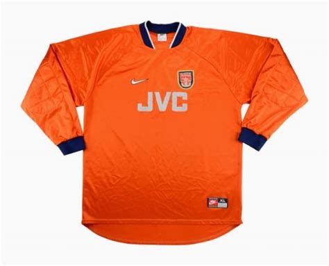 Arsenal FC 1997-98 Kits