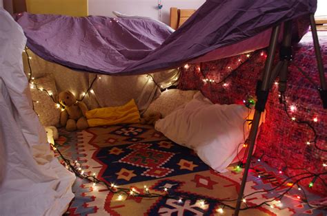 Blanket Fort | Blanket fort, Bed with posts, Sleepover fort