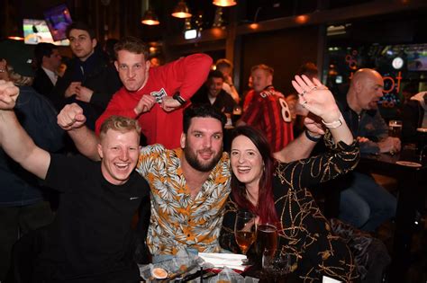 29 fantastic pictures of Leeds fans celebrating as England make it to ...