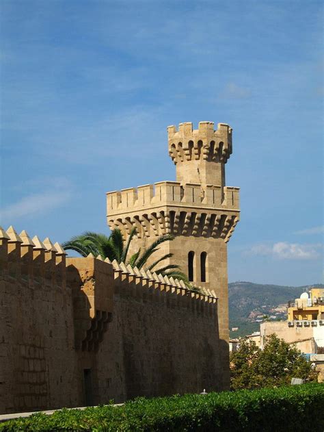 10 Most Popular Tourist Attractions in Majorca