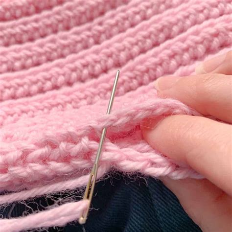 How to seam crochet panels using mattress stitch - Dora Does