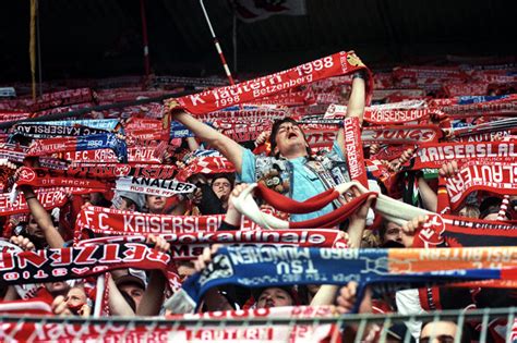 Kaiserslautern Fans 1998- 1. FC Kaiserslautern - 11FREUNDE BILDERWELT