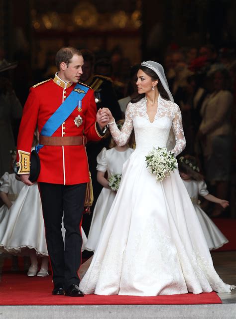 Kate Middleton's wedding dress designer, Sarah Burton, leaves Alexander ...