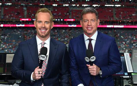 Top Ten Tuesday: NFL Color Commentators - Wolf Sports