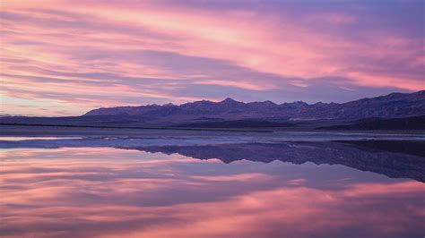 Sunrise and Sunset in Death Valley - Death Valley National Park (U.S ...