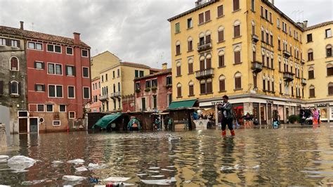 Venice floods: Race to save art as 70% of Lagoon city submerged by floods - Flipboard