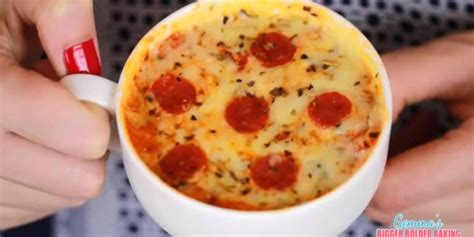 How to Make Pizza in a Mug - Pizza Mug Recipe