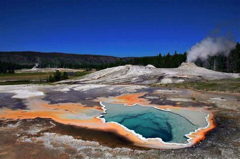 10 World's Best Geysers and Hot Springs