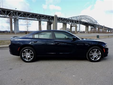 2016 Dodge Charger SXT AWD Review - AutoGuide.com