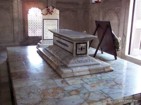 Allama Iqbal Tomb Photos - TheSufi.com