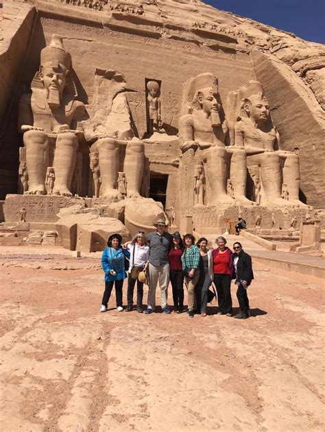 Here we are at incredible Abu Simbel, the largest statues in the world ...