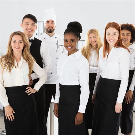 4 Things to Consider When Choosing Restaurant Uniforms - Dust Tex