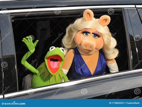 Kermit the Frog & Miss Piggy Editorial Image - Image of talent, fame ...