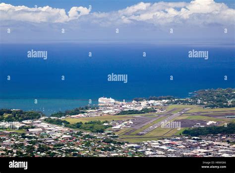 Aerial view over harbor and airport of Hilo on Big Island, Hawaii, USA ...