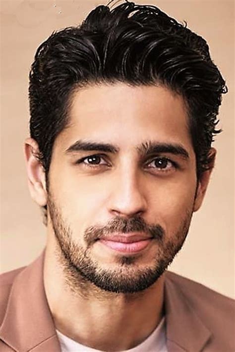 Sidharth Malhotra - Profile Images — The Movie Database (TMDB)