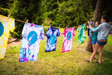 SheJumps DIY Summer Camp: Customize Tie-Dye Shirts and Crafts