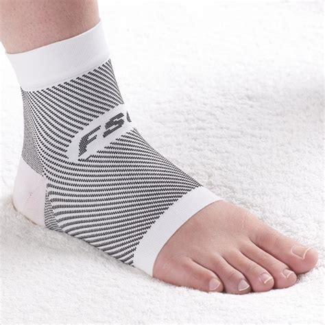 Fs6 Compression Foot Sleeve | FootFocus Podiatry