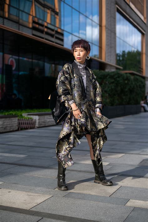 The best street style from Shanghai Fashion Week spring/summer 2021 - Pynck