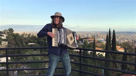 'Weird Al' Yankovic Plays Incredible Accordion Cover of the Mason ...