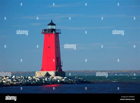 Manistique East Breakwater Lighthouse, Lakeview Park, Manistique ...