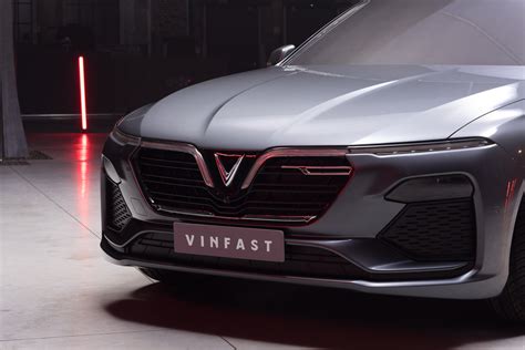 VinFast LUX A2.0 sedan and LUX SA2.0 SUV debut in Paris – BMW-based ...