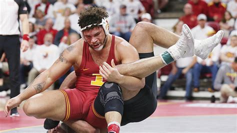 Iowa State, Northern Iowa thrive in day one of Big 12 Championships