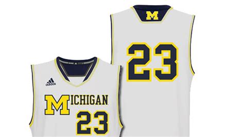 Michigan to wear throwback 1989 uniforms Jan. 10