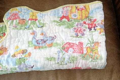 Vintage 1970s Yellow Cotton Baby Quilt, Barnyard and Animal Print ...