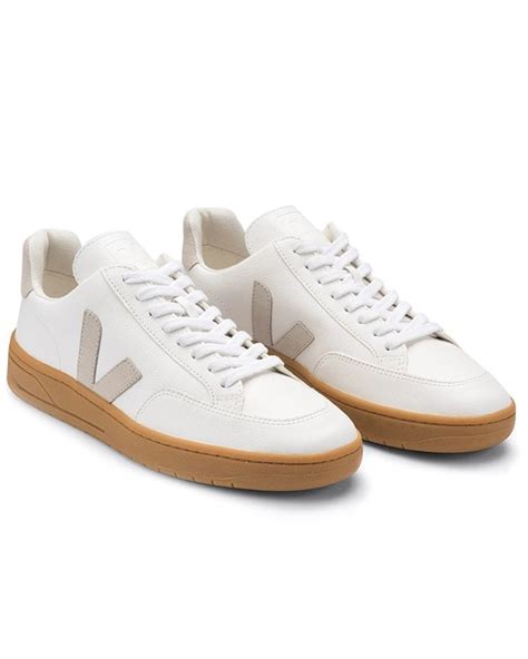 Veja Mens V-12 Leather Trainers, White Natural Sneakers