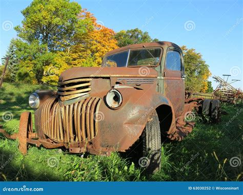 Old Vintage Rusty Farm Truck Stock Photo - Image of vintage, retro: 63030252