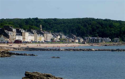 Alex and Bob`s Blue Sky Scotland: Millport. Walks on Great Cumbrae.