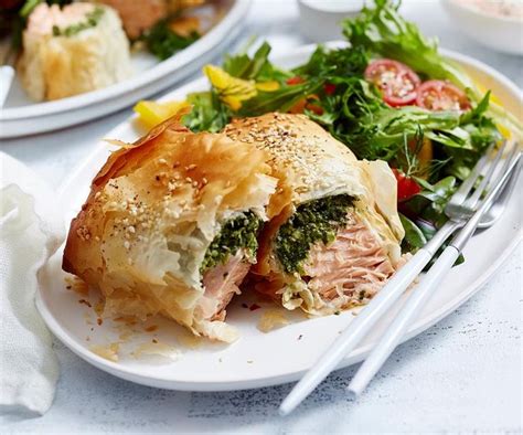 Spinach, feta and salmon parcels | Recipe in 2019 | Salmon recipes, Easy salmon recipes, Filo pastry