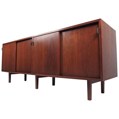 Mid-Century Modern Knoll Office Credenza at 1stDibs | mid century office credenza, mid century ...