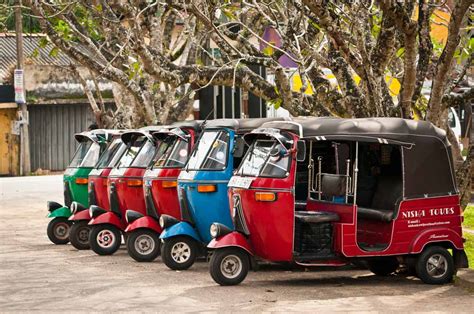 Viajar a través de Sri Lanka con tu propio tuktuk | Mochileando Por Asia